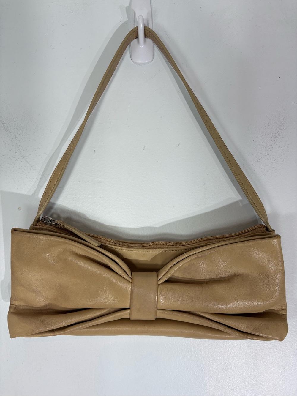 MAB Mad About Bags Y2K Leather Bow Shoulder Bag Neutral Beige